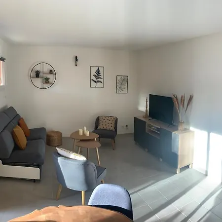 Apartment La Pinede *